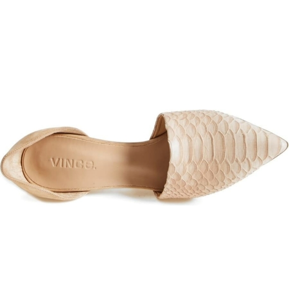 Vince 'Claire'Two-Tone Snake Embossed D'orsay Pump - Picture 4 of 8